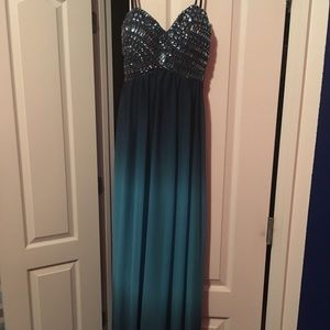 B. Smart Size 1 Ombré Blue Prom Dress